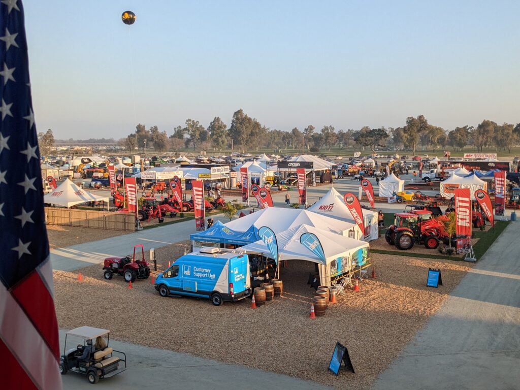 An image of the trade show from above.